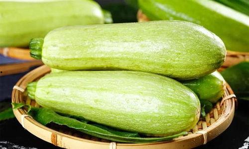 吃瓜热门素材,揭秘娱乐圈最新热门吃瓜素材