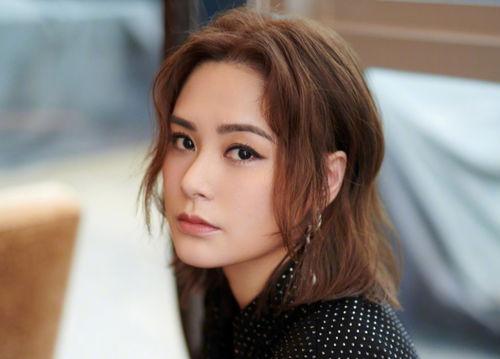 今日吃瓜女明星有哪些人,吃瓜女明星的人生百态