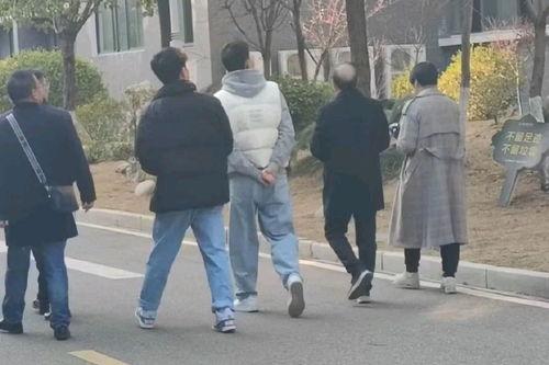 2024热门吃瓜,娱乐圈风云再起，揭秘幕后真相