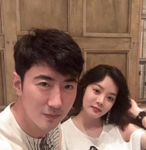 明星互吃黑瓜被抓视频,视频曝光引发舆论风暴