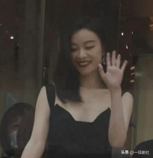 明星爆料情侣吃瓜事件,揭秘娱乐圈背后的甜蜜与争议