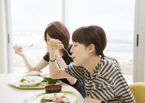 吃瓜爆料大汗淋漓,揭秘大汗淋漓的幕后故事