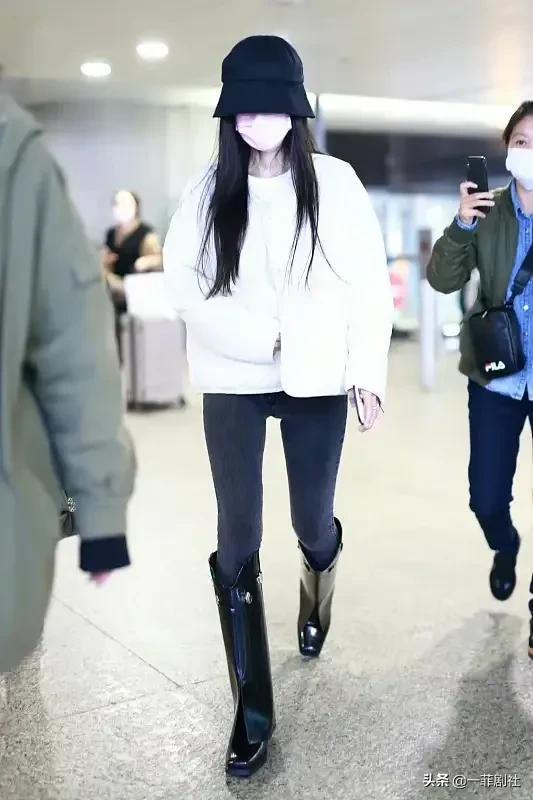 热门大瓜衣服,热门大瓜衣服背后的故事与潮流趋势